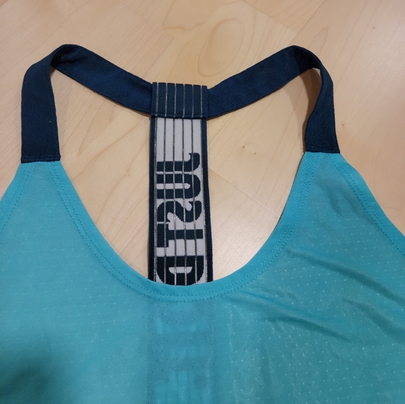 Nike T-strap Tank - Picture 2 of 7